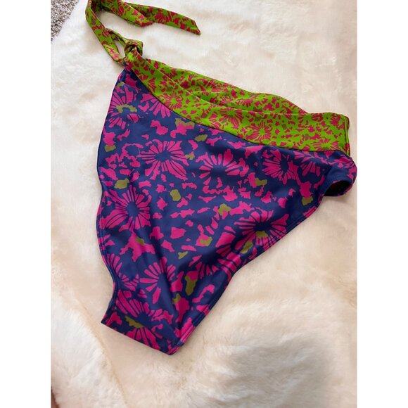 Summersalt The Tie Belted High Leg High Rise Bottom size 4 - Picture 2 of 4